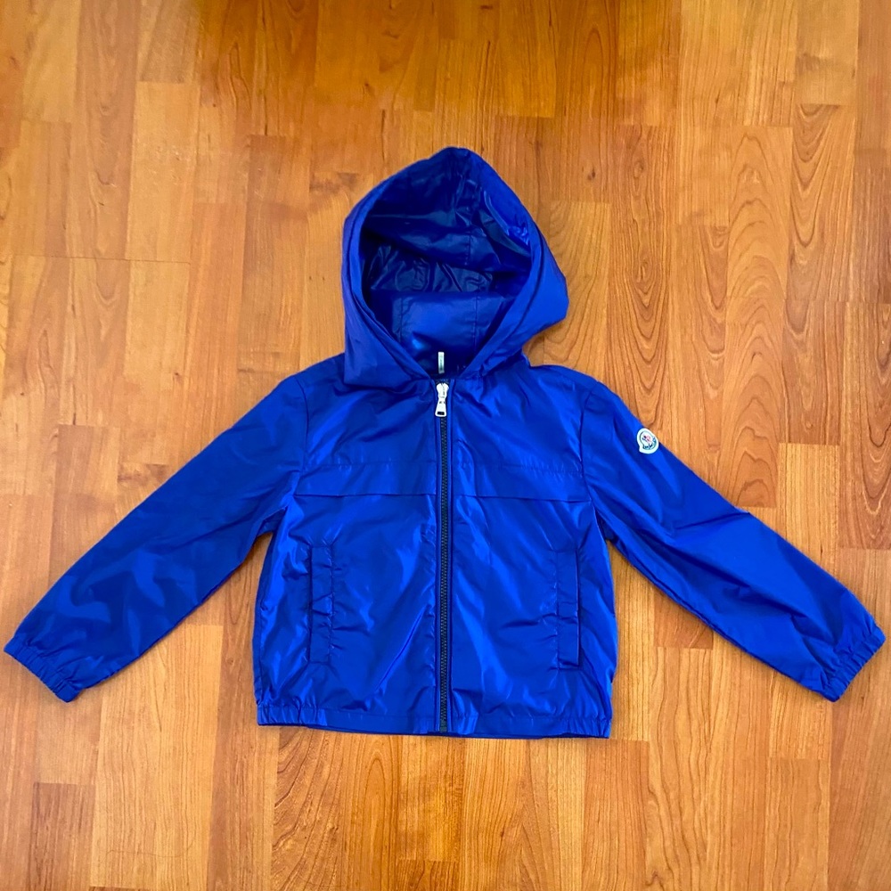 Moncler kids jacket 6Y